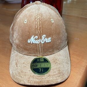 New Era hat brand new size 7/14